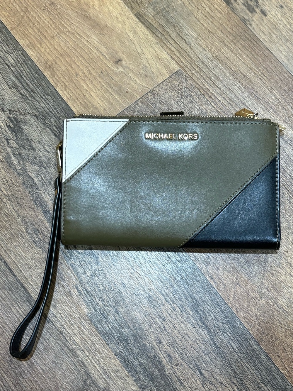 Michael Kors Olive, Black & Cream Colorblock Wristlet